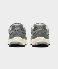 Nike P-6000 in Flat Pewter + Metallic Silver