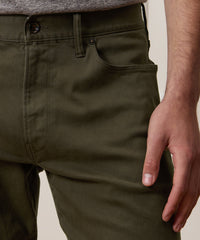 Straight Fit 5-Pocket Chino