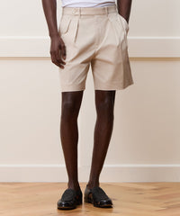 7" Pleated Tab Short