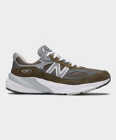 New Balance Made in USA 990v6 Sneaker
