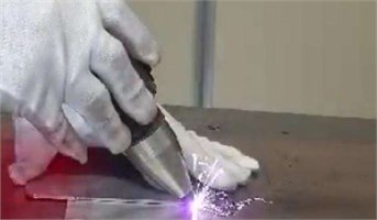 手持式激光焊接機(jī)在焊接金屬材料時值得注意的2點