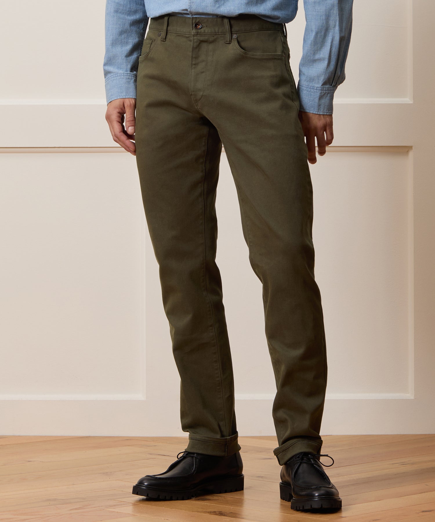 Slim Fit 5-Pocket Chino