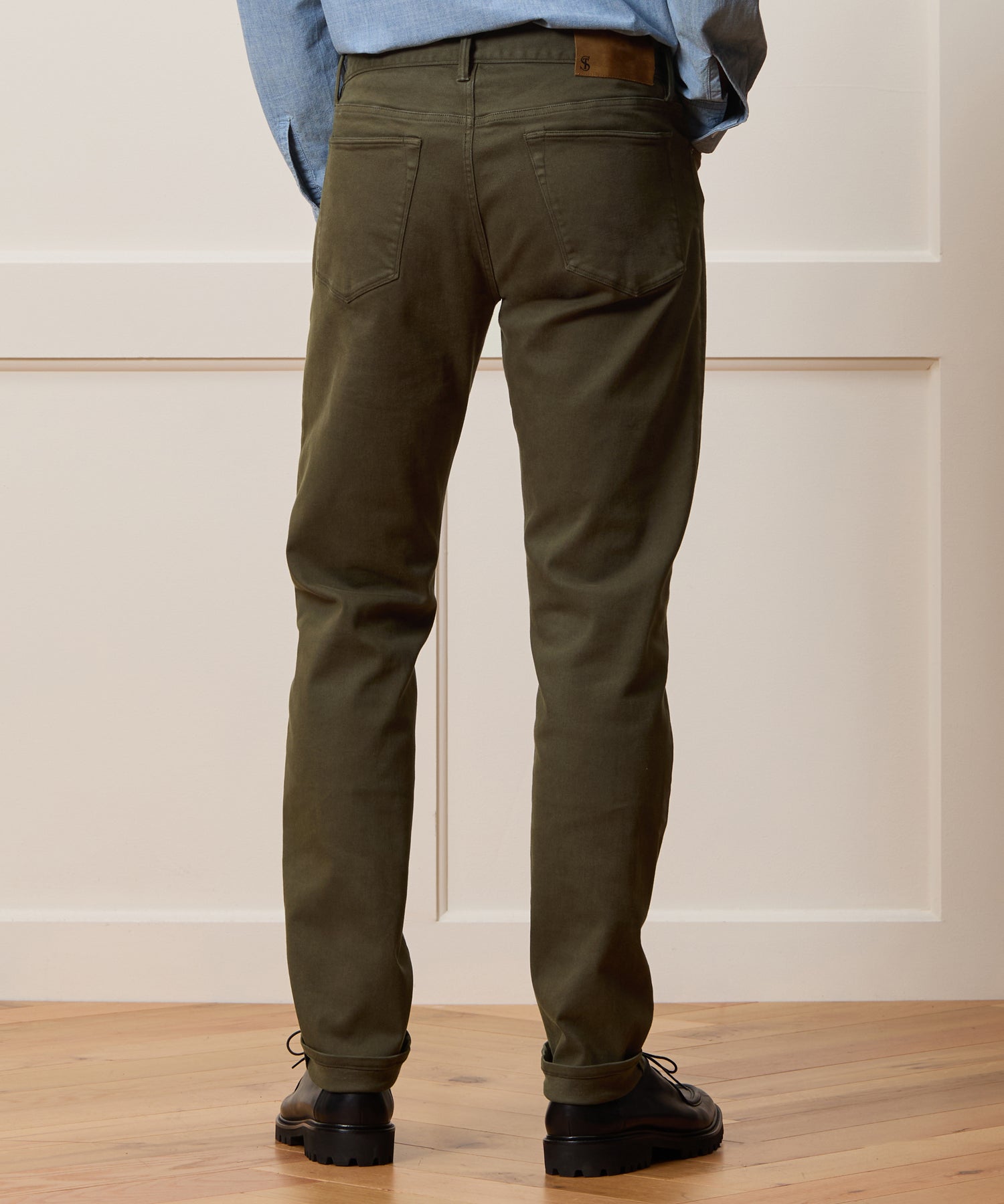 Slim Fit 5-Pocket Chino