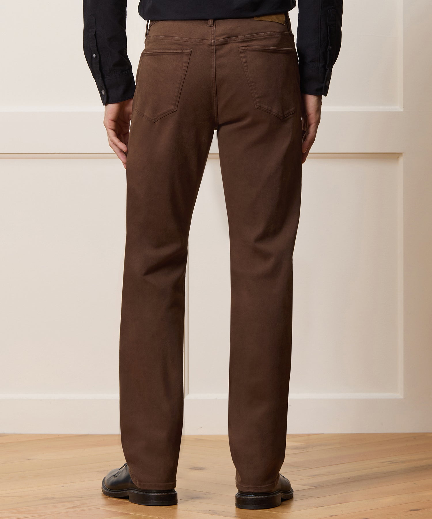 Straight Fit 5-Pocket Chino
