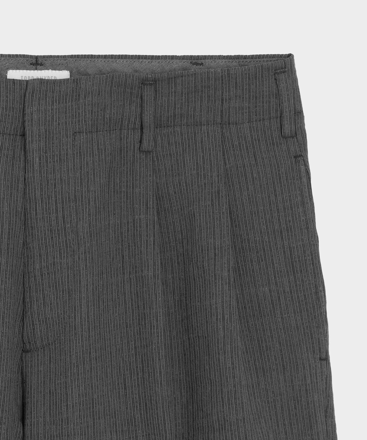 8" Striped Linen Hollywood Short
