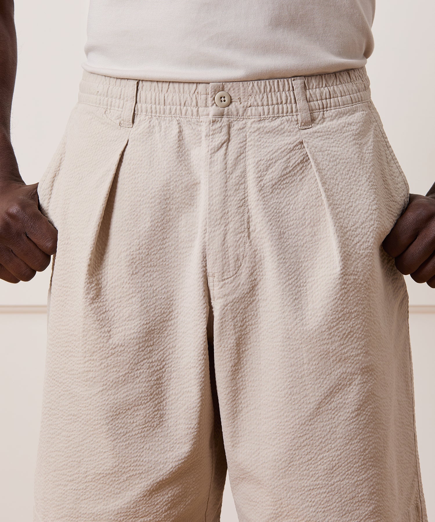 10" Relaxed Seersucker Short