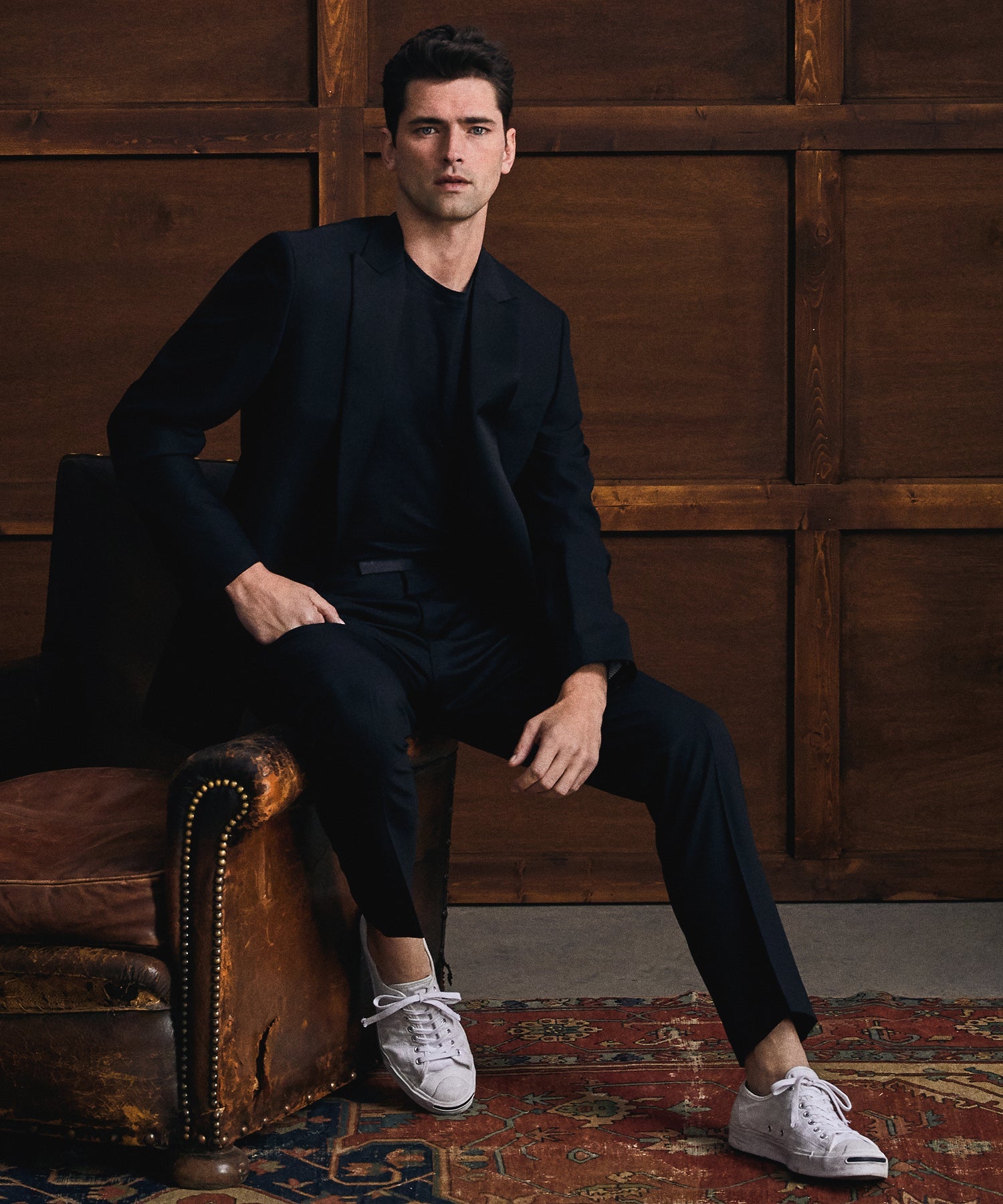 Made in USA Sutton Peak Lapel Tuxedo Jacket in Black