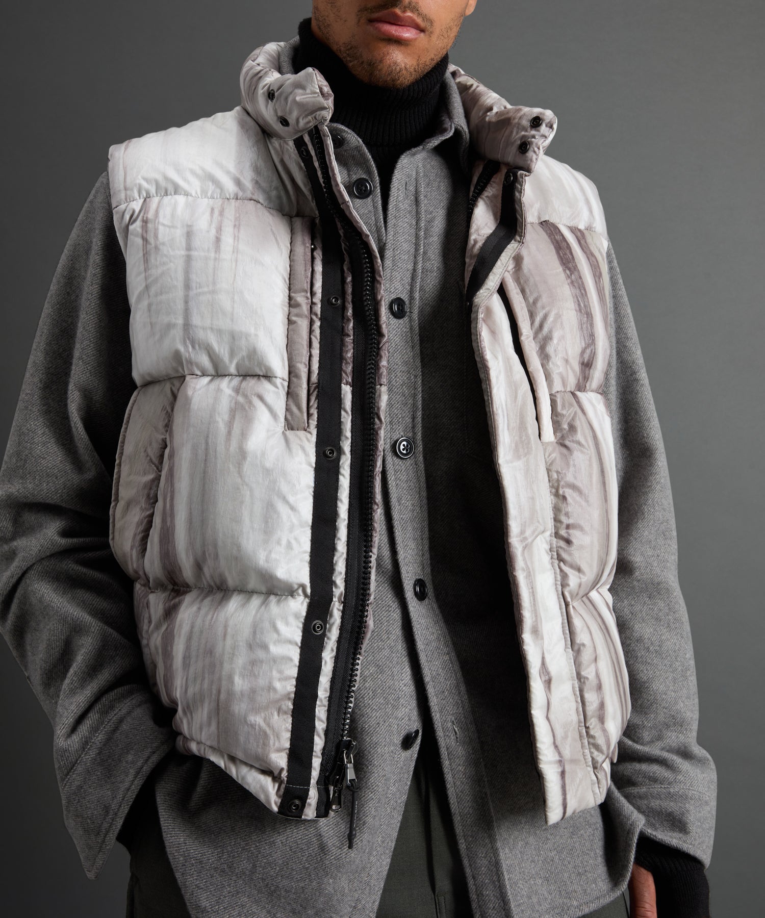 Todd Snyder X Woolrich Cashmere Shirt Jacket in Grey