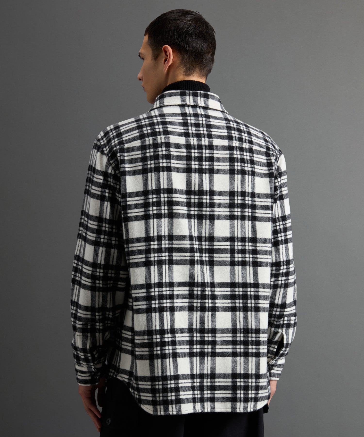 Todd Snyder X Woolrich Cashmere Shirt Jacket in Black Plaid