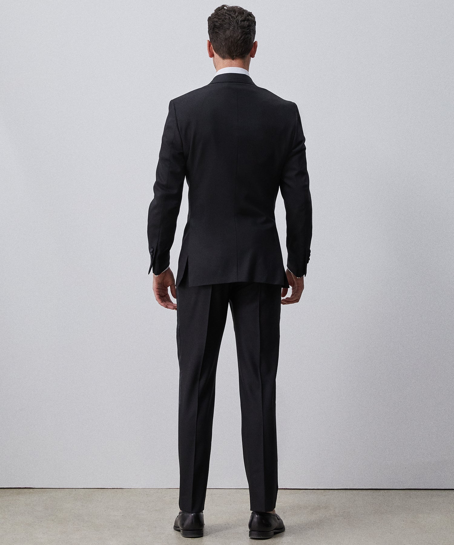 Made in USA Sutton Peak Lapel Tuxedo Jacket in Black